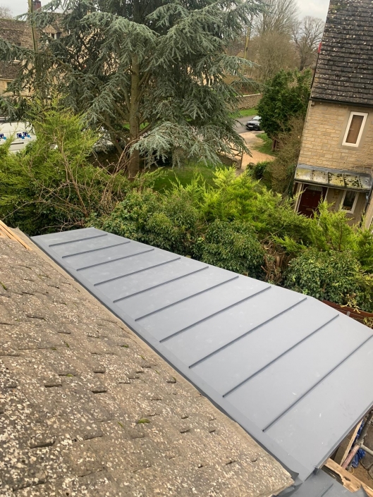 Sarnafil Roof With Roof Lights Cheltenham Gloucester Cladding sarnafil-roof-with-roof-lights-cheltenham-gloucester-cladding
